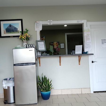 Hiway Inn Express Coalgate Екстер'єр фото